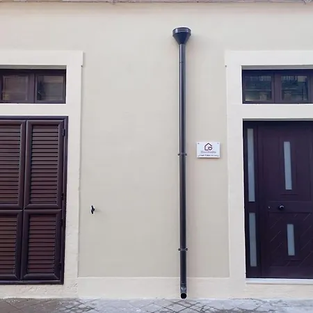 Casa Nicotera *